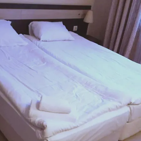 Apartment Dream 207 - Sleeps 4