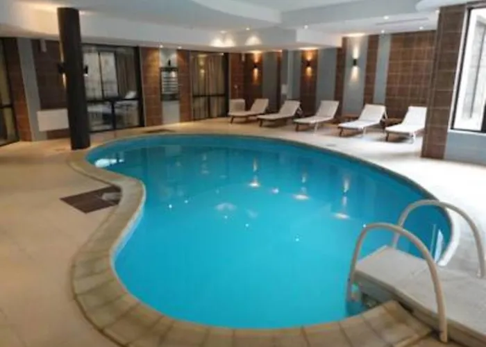 Dream 207 - Sleeps 4 *